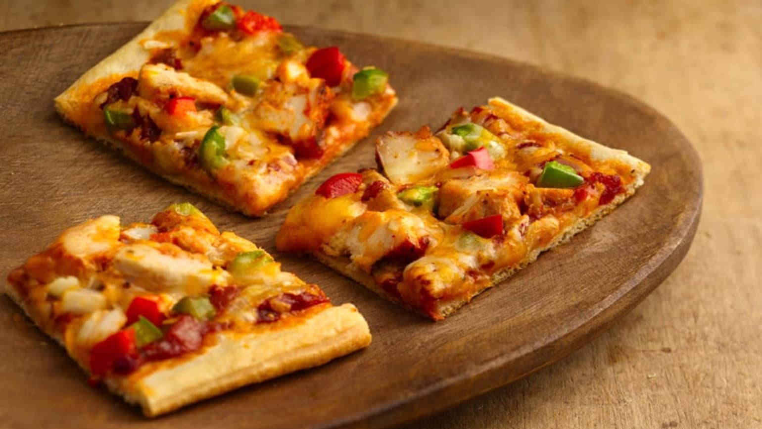 Chipotle Chicken Pizza on the Grill Recipe Old El Paso